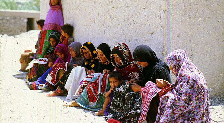 تشویق زنان به مشارکت اجتماعی